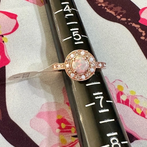 Fragrant Jewels Iridescent Gem Ring with Sparkling Crystals set in Rose Gold - Picture 2 of 5